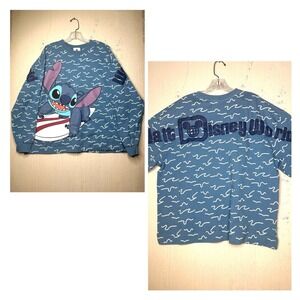 Walt Disney World Lilo & Stitch Surfing Waves Crewneck | Tagged Size: L
